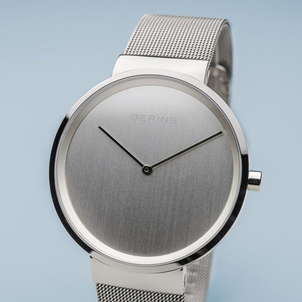 Bering Classic férfi óra fém szíjjal ezüst számlappal 14539-000
