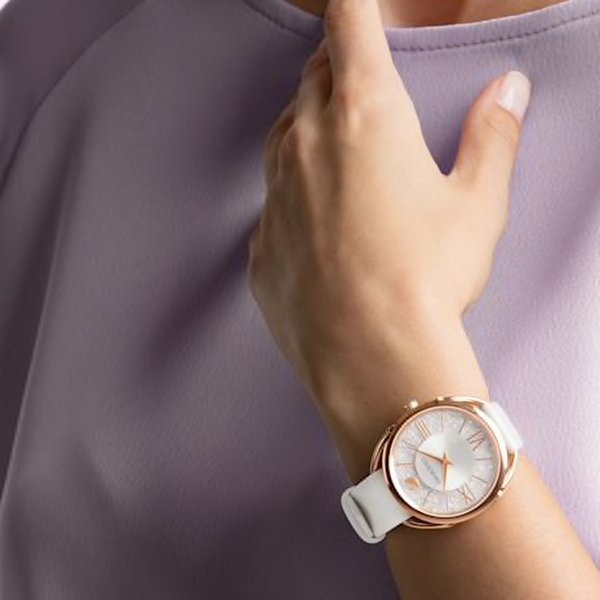 Swarovski Crystalline Glam rozé fehér bőr szíjas óra 5452459