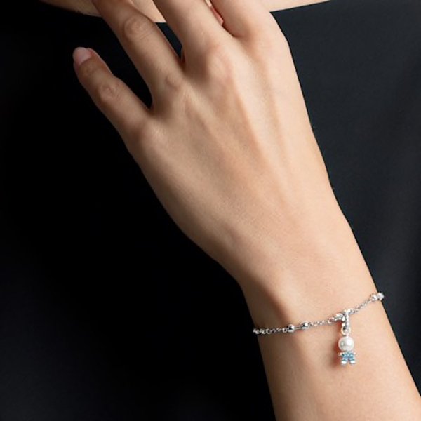 Swarovski Kisfiú charm 5468566