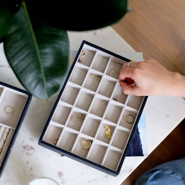 Stackers Sötétkék croc classic 25 fakkos ékszertálca 74160