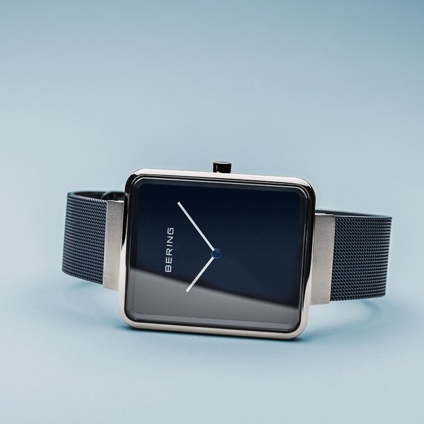 Bering Classic kék ezüst négyszögletes uniszex óra 14533-307