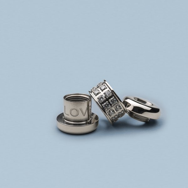 Bering Sarki szimfónia love ezüst charm Love-2