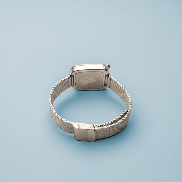 Bering Pebble ezüst fehér női óra 18034-004