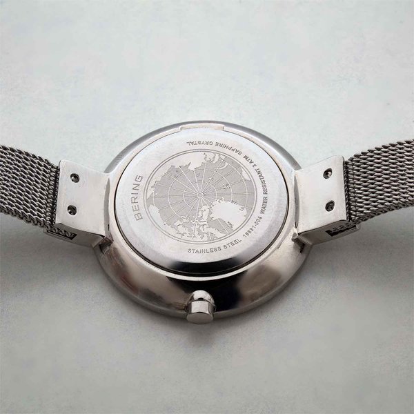 Bering Classic női ezüst óra swarovski kristályokkal 16831-004
