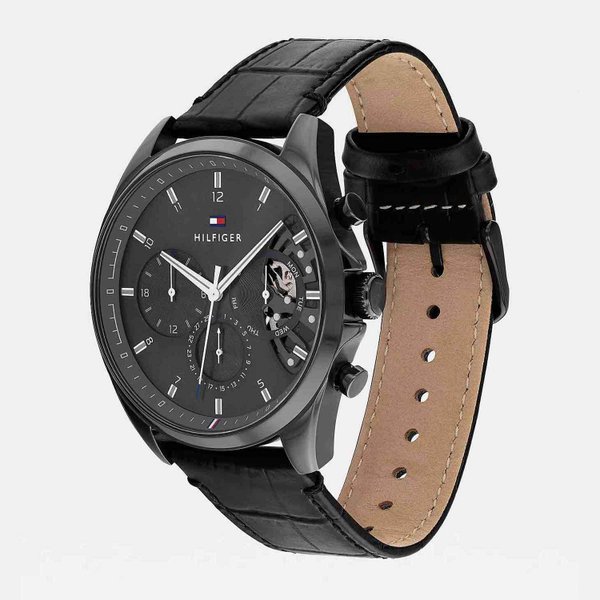 Tommy Hilfiger Baker fekete bőrszíjas férfi óra fekete számlappal 1710452