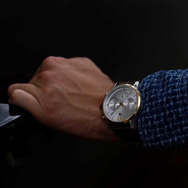 Tommy Hilfiger Sullivan barna bőr szíjas férfi óra 1791884