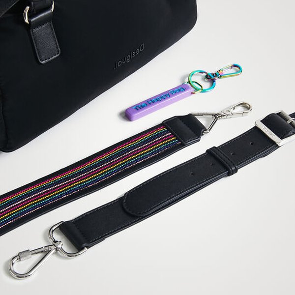 Desigual Happy bag loverty 2.0 táska 21WAXAAC