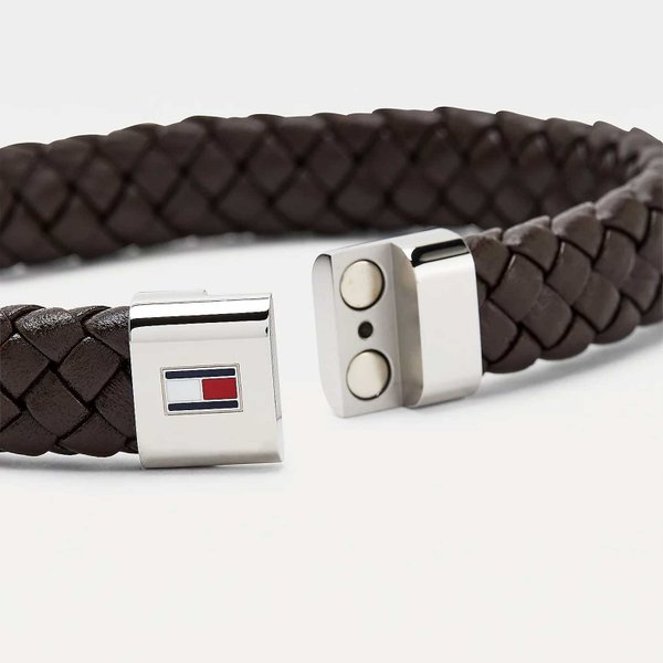 Tommy Hilfiger Barna fonott bőr férfi karkötő mágneskapoccsal 2790330