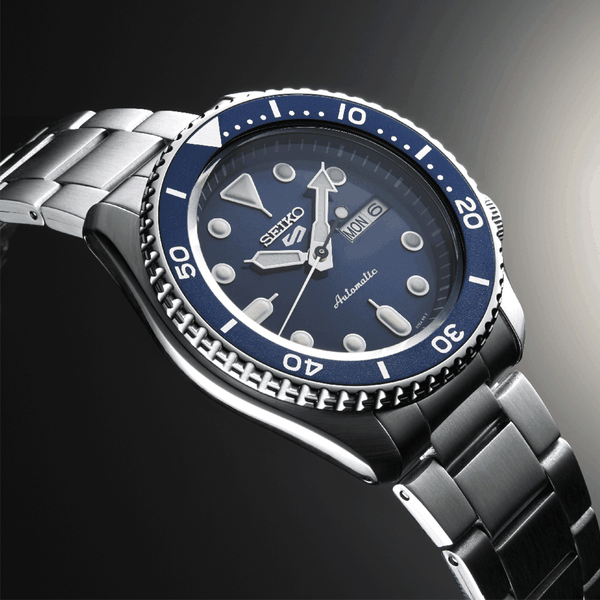 Seiko 5 Sports Sports Style kék számlapos férfi óra SRPD51K1