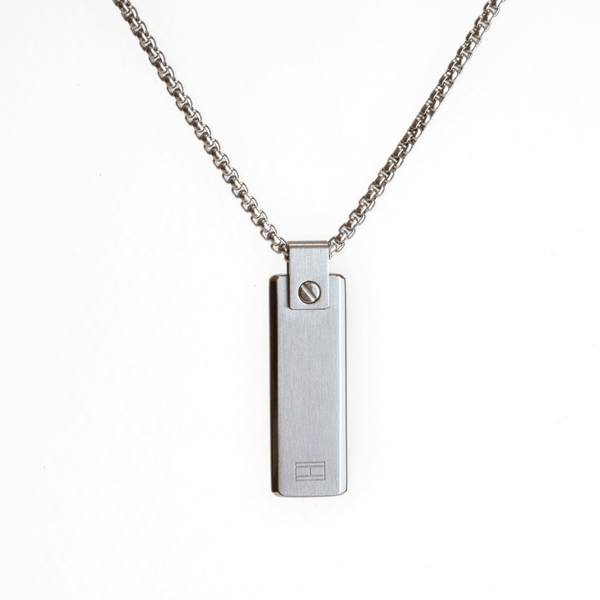 Tommy Hilfiger Ezüst színű férfi nyaklánc lapos medállal 2790392