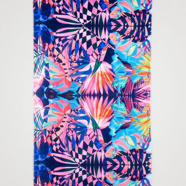 Desigual Virtual pink rectangle sál 22SAWA37