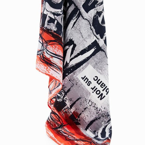Desigual Trash fekete piros sál 22WAWA05