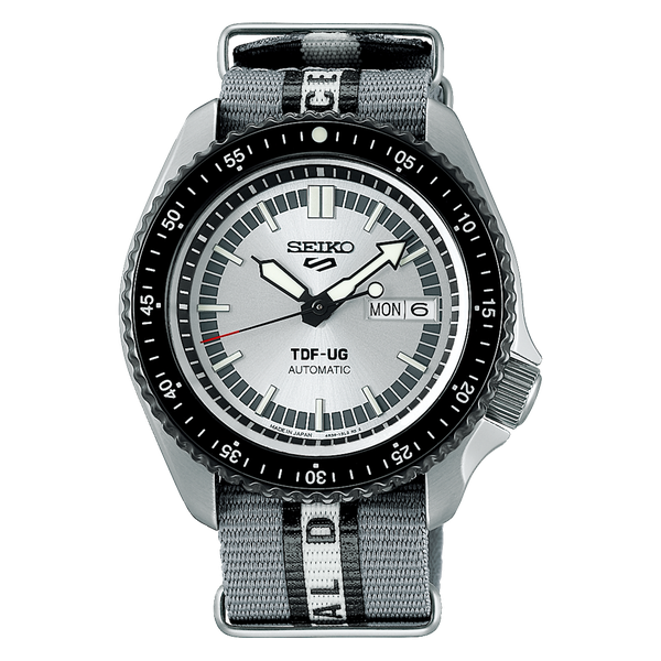 Seiko 5 Sports 55th Anniversary Ultraseven Limited Edition karóra SRPJ79K1