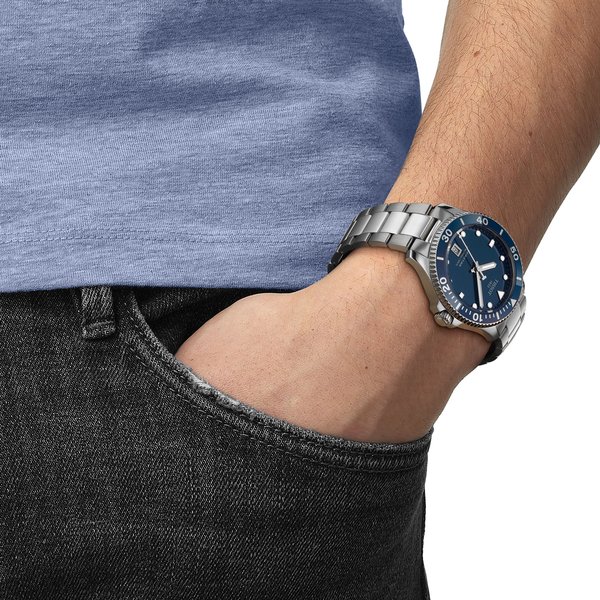 Tissot Seastar 1000 quartz kék számlapos karóra T1204101104100