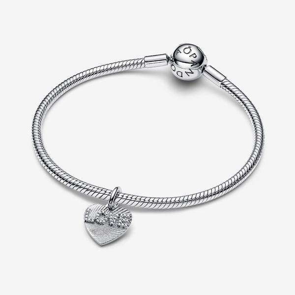 Pandora ékszer Gravírozható ezüst szív charm LOVE felirattal 793604C01