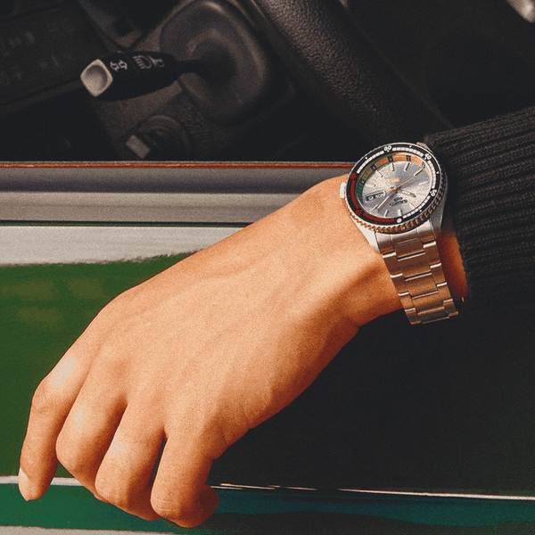 Seiko 5 Sports X HUF Limited Edition automata karóra SRPL33K1