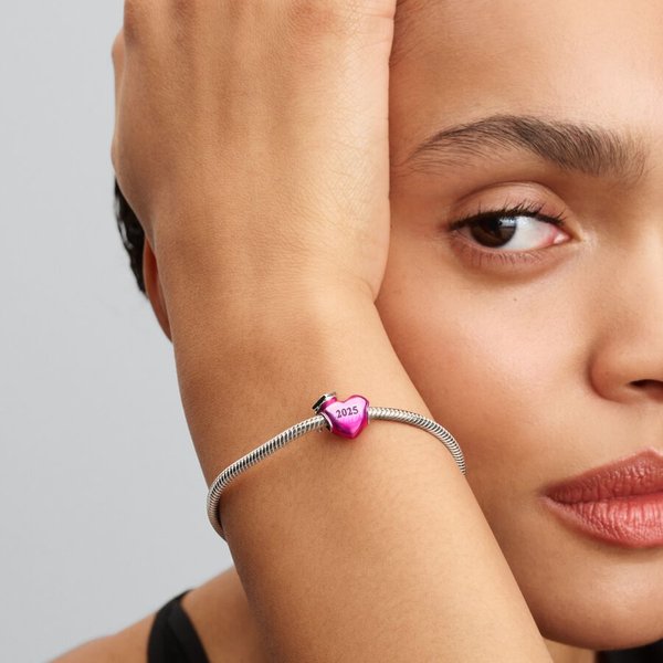 Pandora ékszer Diplomaosztó 2025 rózsaszín ezüst charm 793788C01