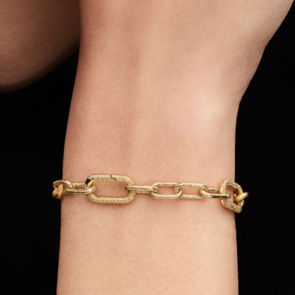Pandora ékszer Texturált felületű kisszemű ME shine karkötő 