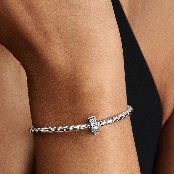 Pandora ékszer Pávé köves szilikonos ezüst klip 794032C01