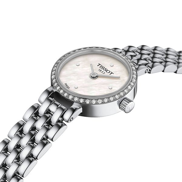 Tissot Lovely Round Diamond ezüst színű karóra T1400096111600