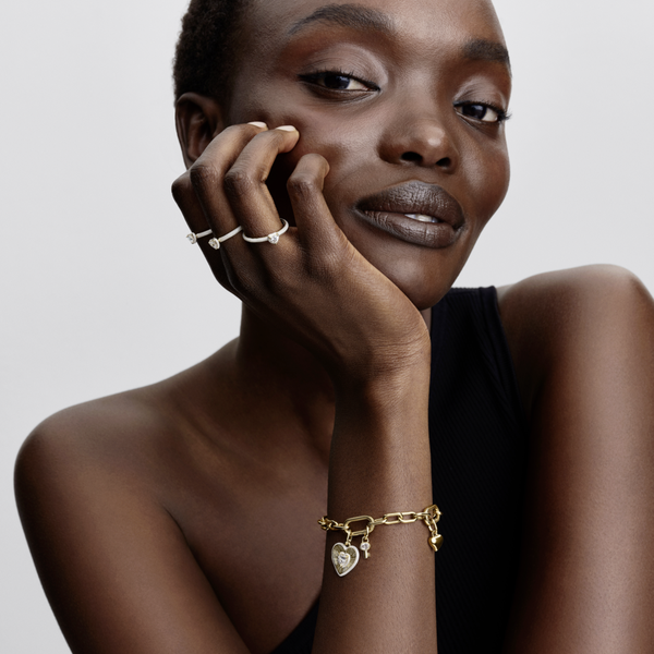 Pandora ékszer Sugárzó fehér szív shine függő charm 764409C01