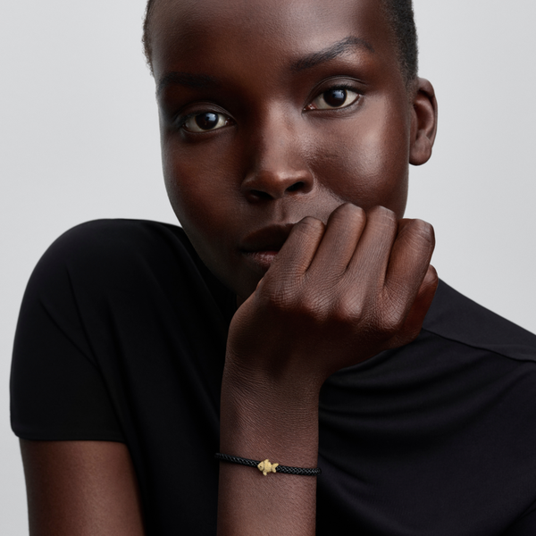 Pandora ékszer Texturált hal shine mini charm 764522C00