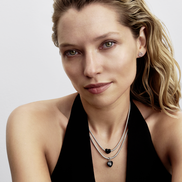 Pandora ékszer Fekete kerámia szív ezüst charm 794424C02