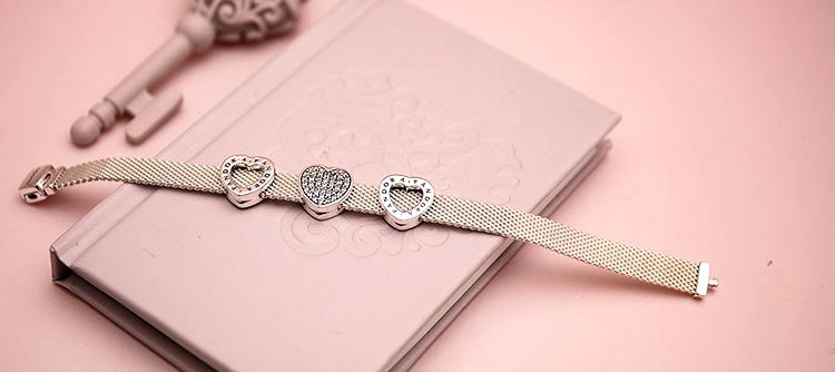 Pandora karkötő típusok és méretek - ismerd meg az új ékszereket!