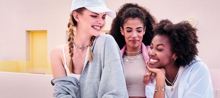 Itt a Thomas Sabo 2023-as tavaszi-nyári kollekciója
