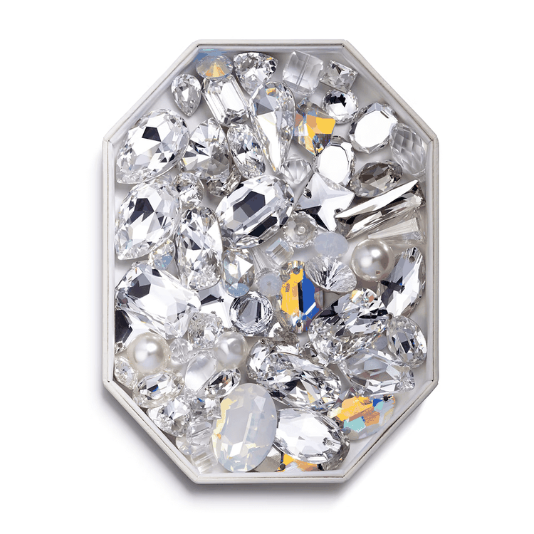 Swarovski kövek és Aurora Borealis bevonat