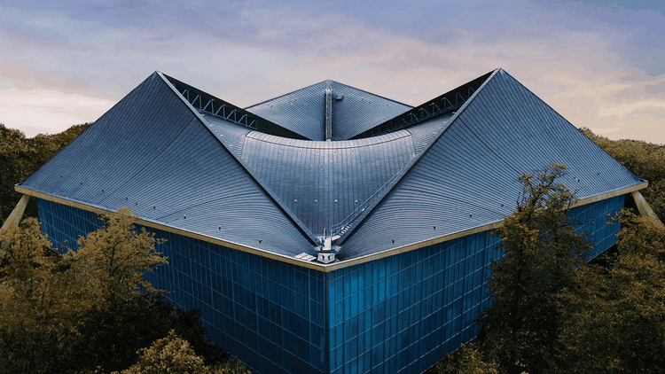 A Swarovski Manufaktur épülete Wattens városában