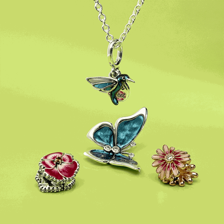 Pandora Moments charm