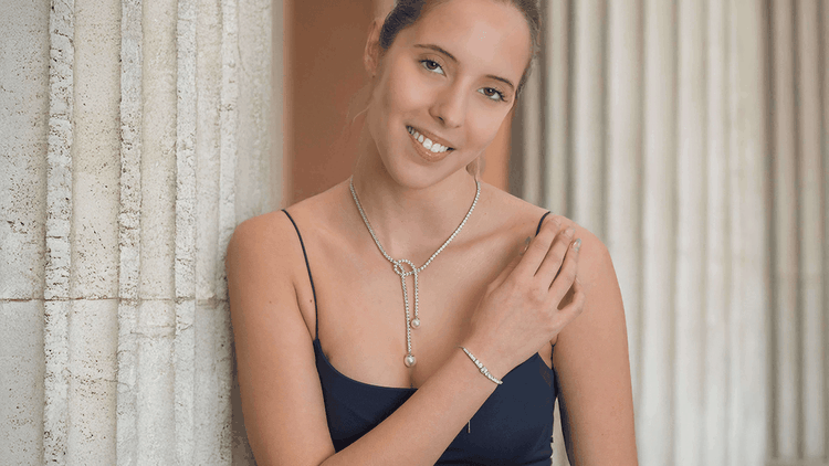 Swarovski Matrix Y állítható nyaklánc Swarovski Matrix Y nyaklánc kristálygyönggyel