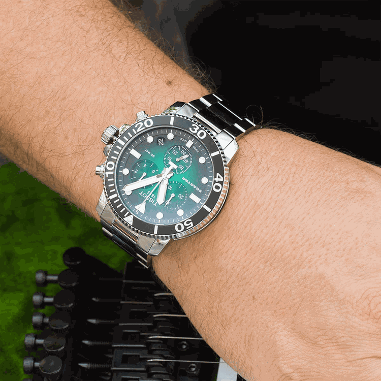 Tissot férfi kronográf óra sportos számlappal, karakteres ballagási ajándék fiúnak