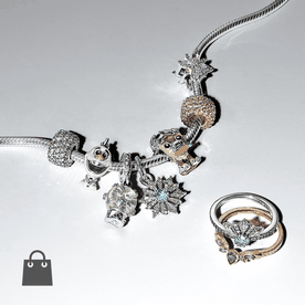 Pandora karkötő Disney, hópehely és csillogó charmokkal - szett