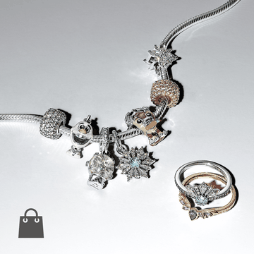 Pandora karkötő Disney, hópehely és csillogó charmokkal - szett