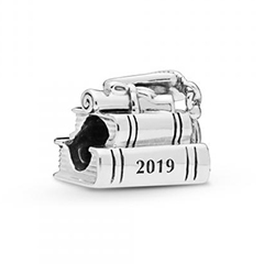 Pandora - Diplomaosztó 2019 ezüst charm