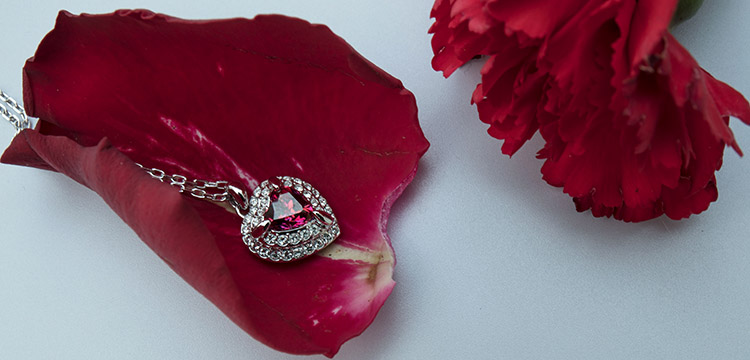 Swarovski nyaklánc Valentin-napra