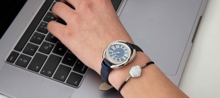 Swarovski női óra