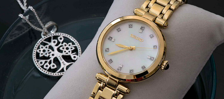 Seiko aranyszínű acél női óra 