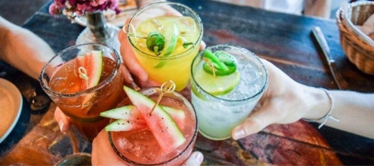 Seiko coctail time színkavalkád
