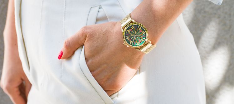 Thomas Sabo Arany színű szitakötős női óra