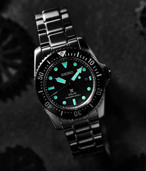 Seiko Prospex Black Series Night Vision limitált kiadású solar búváróra