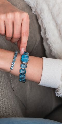 Swarovski Millania ezüst színű óra kék kristállyal