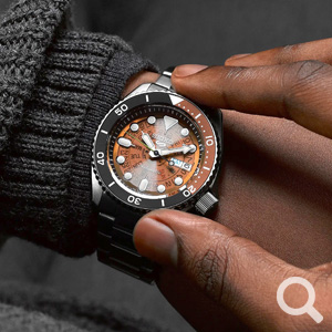 Seiko 5 Sports SKX 'Skeleton' narancssárga automata karóra
