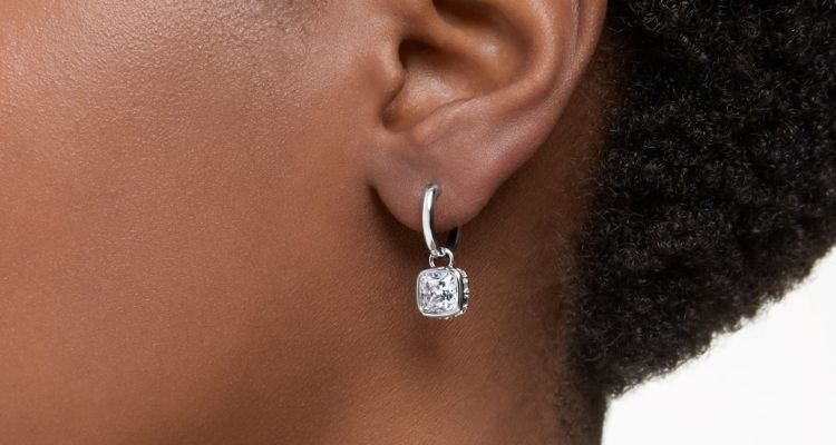 Swarovski Stilla fülbevaló fehér kristállyal