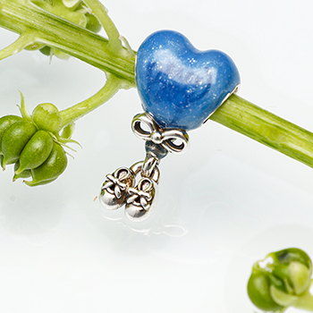 Pandora színjátszó babaváró kisfiú charm