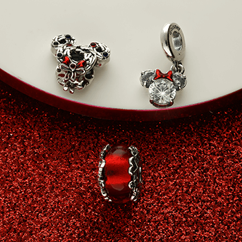 Pandora Disney charm